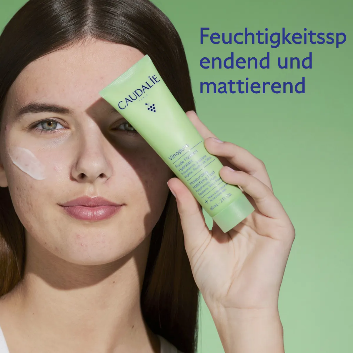 Mattierendes Feuchtigkeit spendendes Fluid mit Siliziumpulver