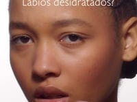 Thumbnail number 2 Bálsamo de Lábios com Cor