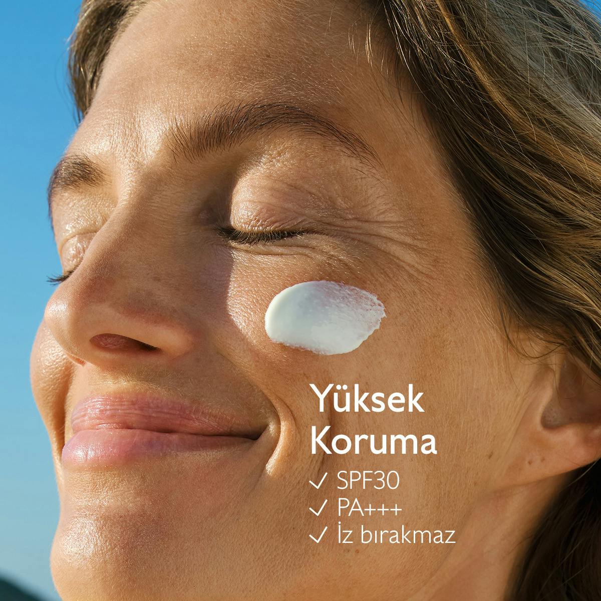 Yüksek Koruma Sağlayan Güneş Spreyi SPF30