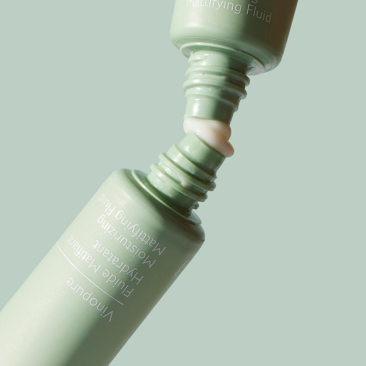 Moisturizing Mattifying Fluid with Silica Powder