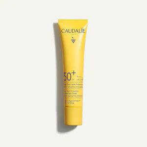 Very High Protection Lightweight Cream SPF50+