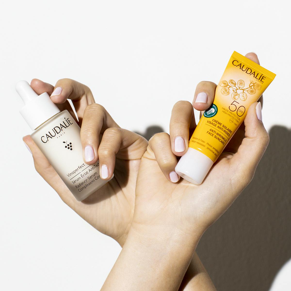 Набор - Cыворотка Vinoperfect и Солнцезащитный Крем